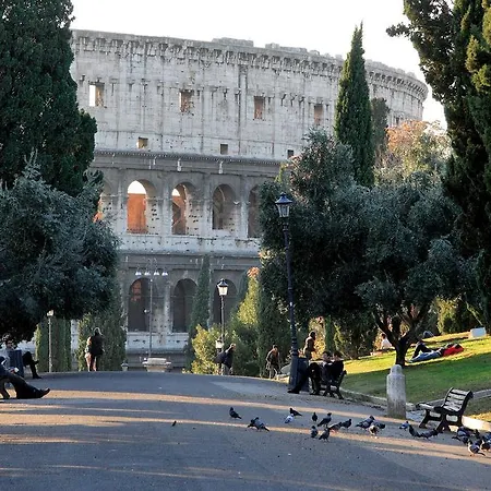 Colosseum B Πανσιόν 3*