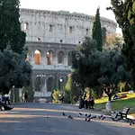 Colosseum B Pensión 3*